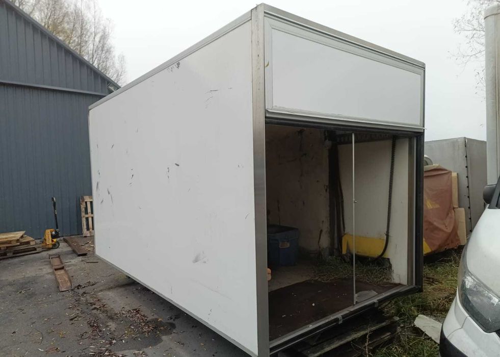 Kontener z windą 750kg