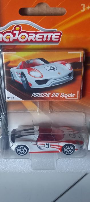 Porsche 918 spyder majorette