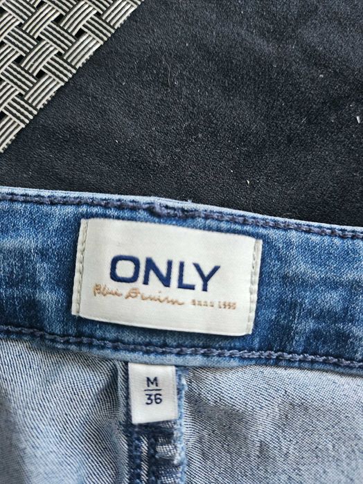 Śliczne jeansy firmy Only rozm.36