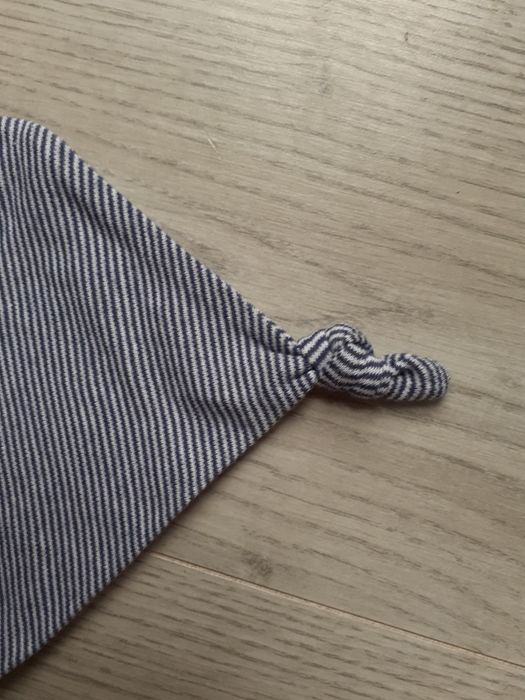 Czapeczka niemowlęca