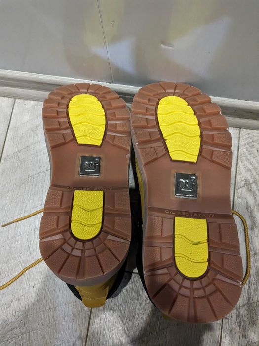 Левый ботинок (2шт)