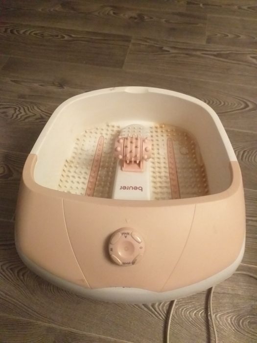 Массажер, ванночка для ног.