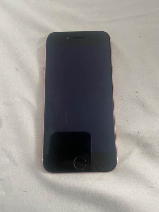 Продам айфон 7 на 128 гб