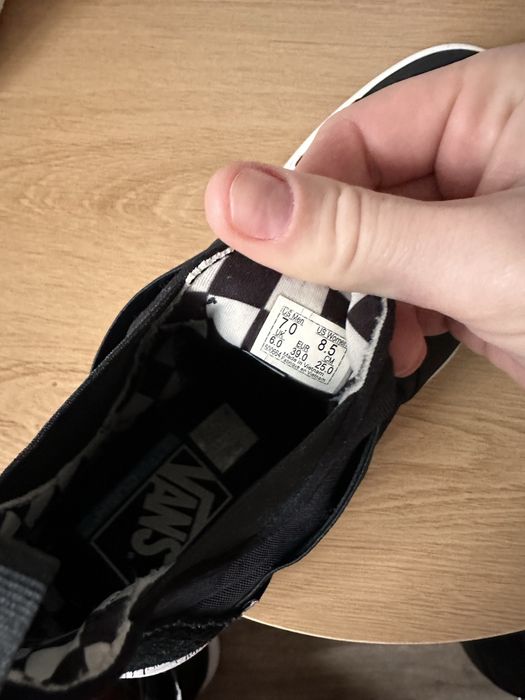 Круті кросівки Vans 39р