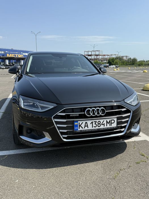 Audi A4 офіційний автомобіль