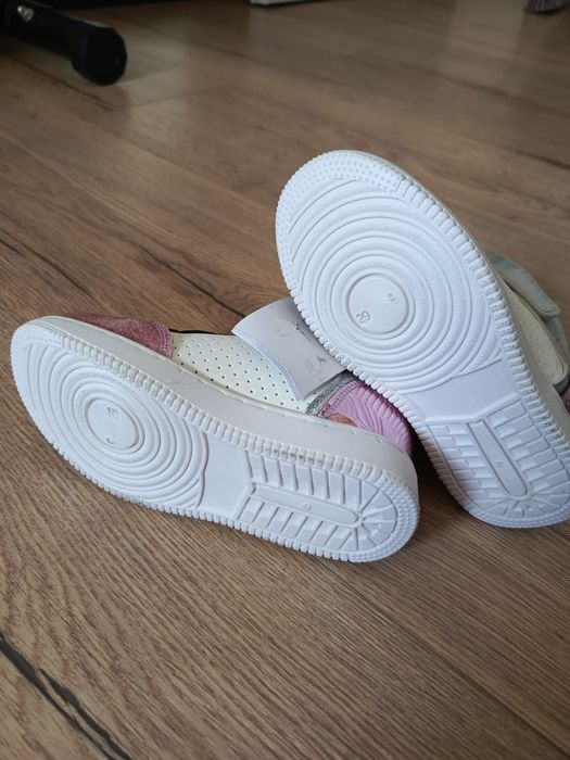 Nowe buty 29 na wiosnę