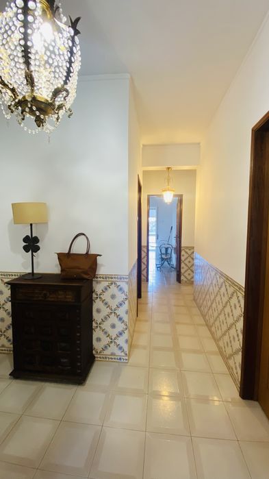 Quarto em Apartamento - Faro