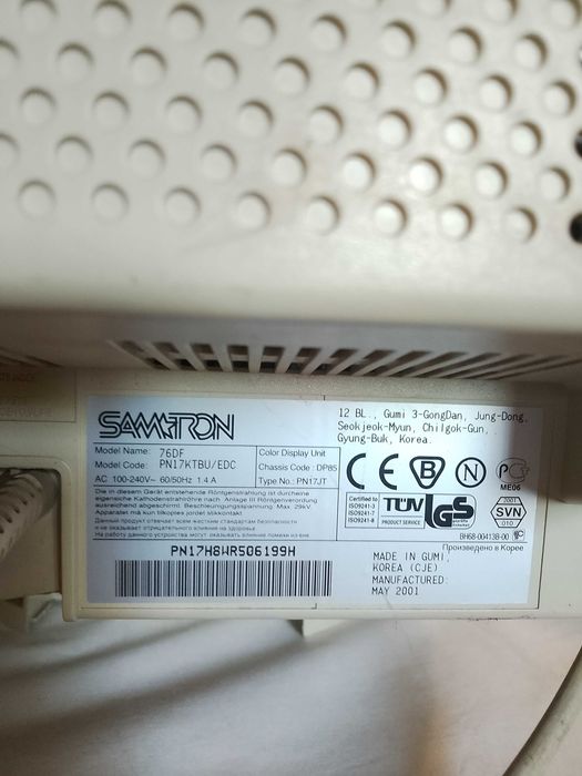 МОНИТОР 17 " Samsung Samtron 76 DF