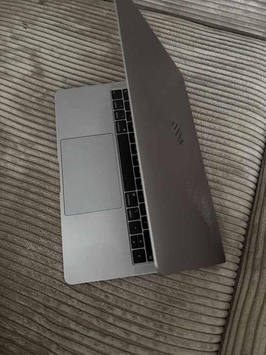 Macbook Air 2019 rok