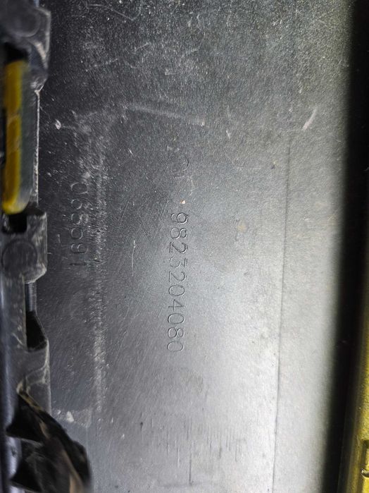 nakładka górna grilla listwa Peugeot 208 II