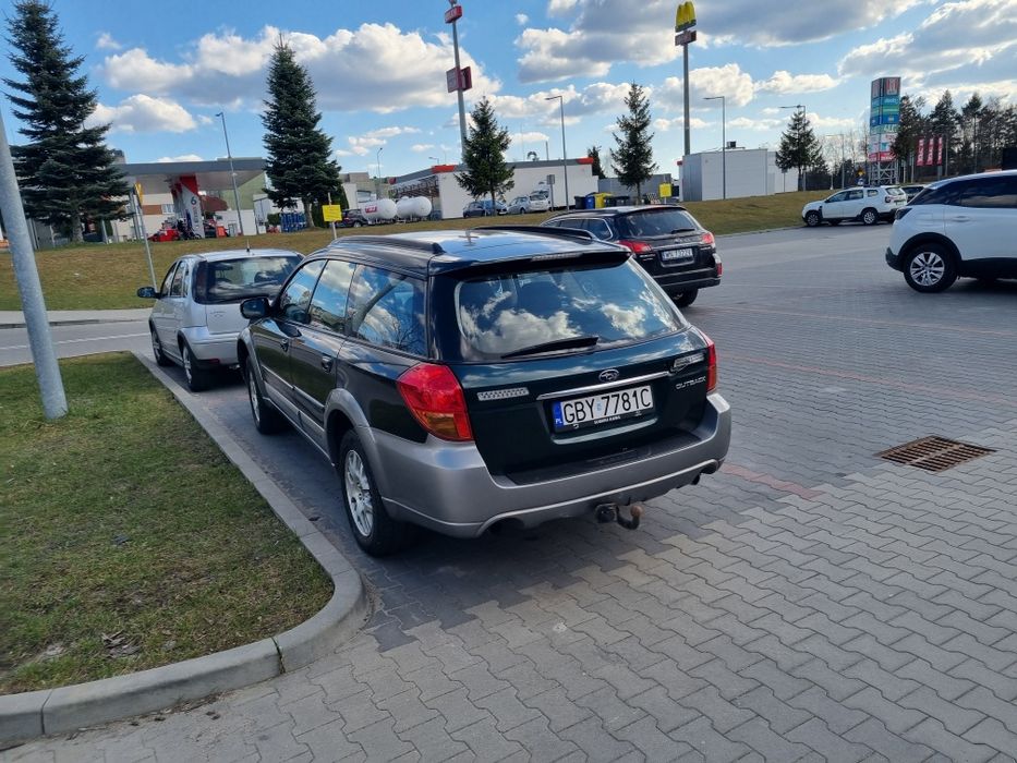 Subaru  Outback  3