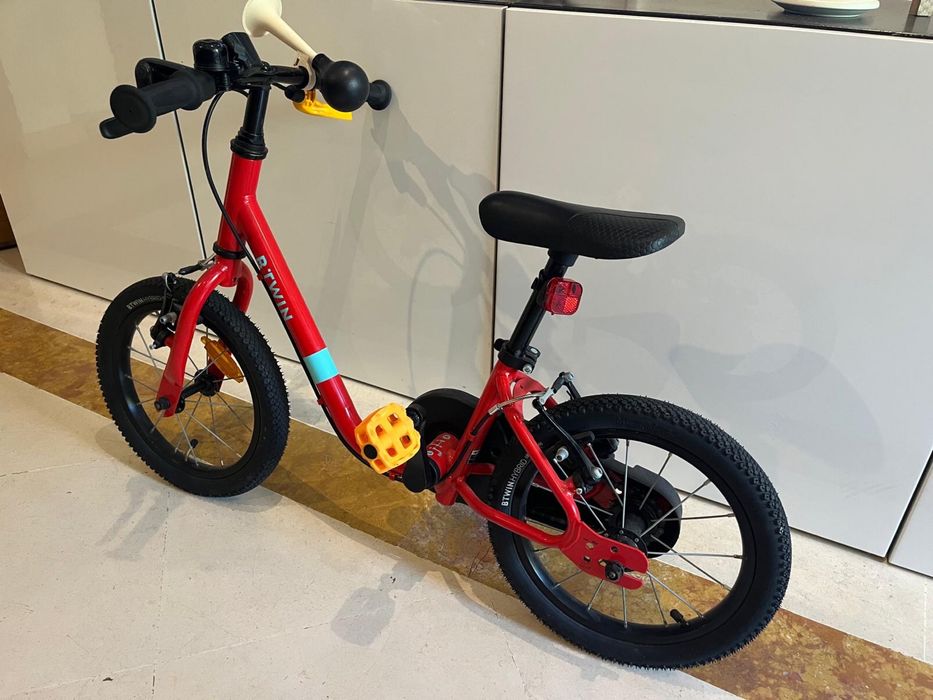 Bicicleta de balanco + pedais