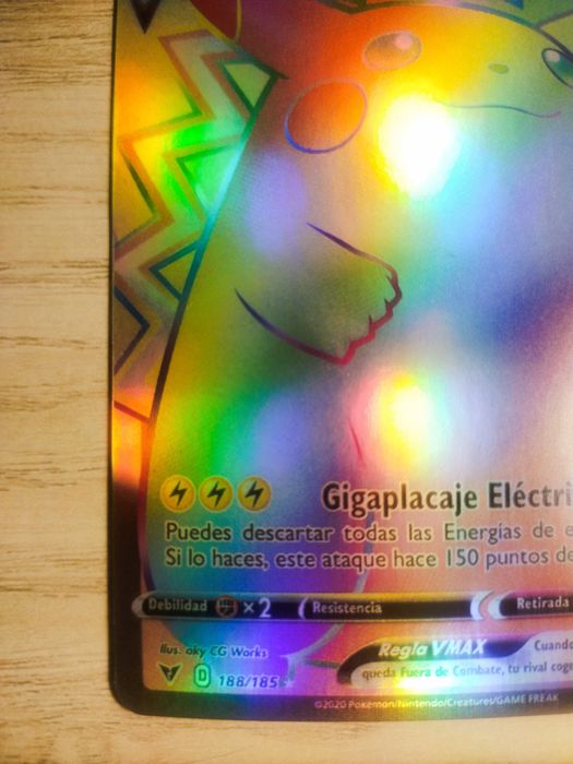 Pokemon Pikachu VMAX 188/185 Rainbow Rare Vivid Voltage *Em Espanhol*