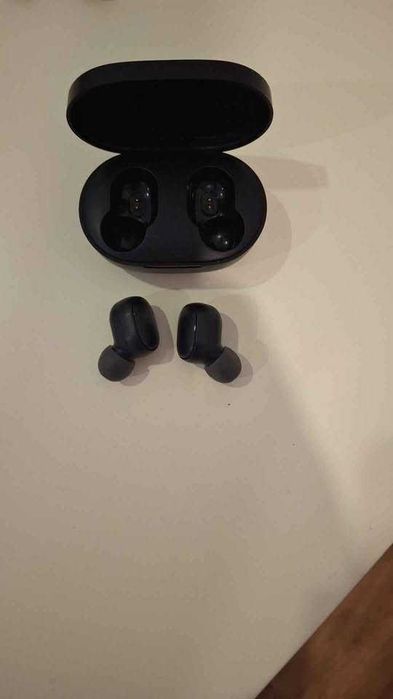 Fones por Bluetooth(Com borrachas suplentes)- Preço negociavel