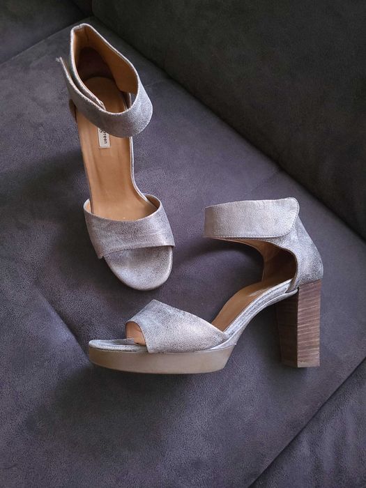 зручні сандалі на високих підборах charlene від paul green р. 39/40