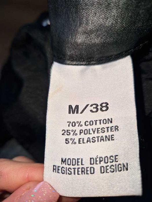 Czarne spodnie z eko skóry z bawełną s/m Estee Brown