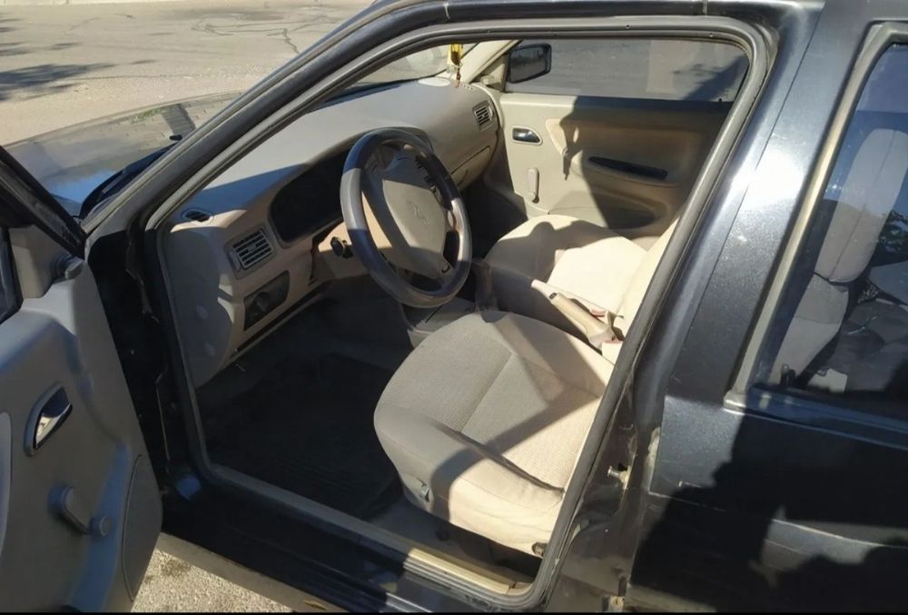 Продам Чері амулет в хорошому стані