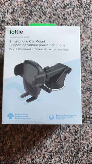 iOttie Easy One Touch 5 – Koniec z telefonem latającym po aucie! [NOWY]
