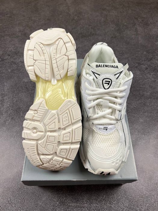 БЕЗ ПЕРЕДОПЛАТ‼️ Кросівки Balenciaga Runner Graffiti White (Білі)