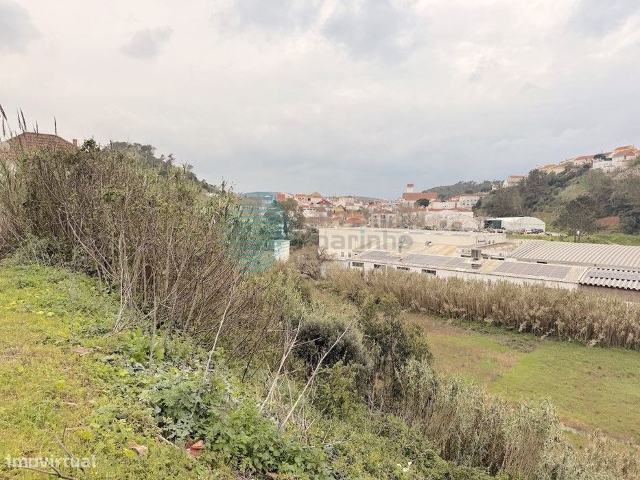 Lote de terreno urbano com PIP aprovado, Maceira