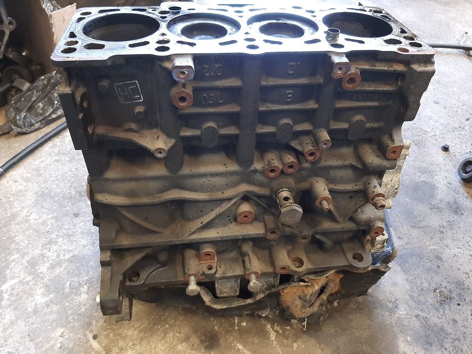 Мотор двигун 2.0 CBD 81kw блок циліндрів