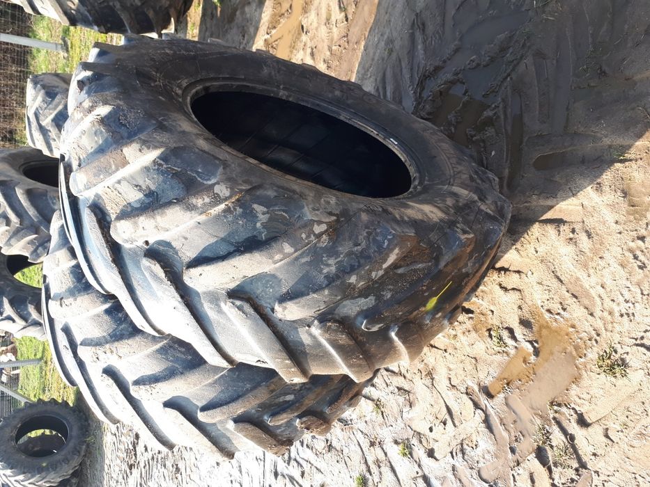 Ładna opona zachodnia MICHELIN MULTIBIB 540/65 R - 30 zdrowa