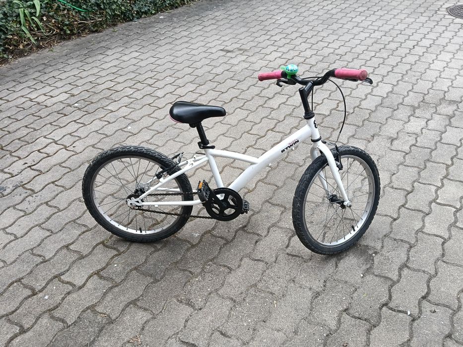 Rower Btwin 20" dla dziecka dziewczynki
