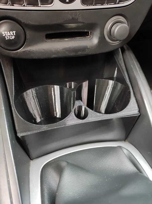 Підстаканники Renault Megane 3 різні варіанти.
