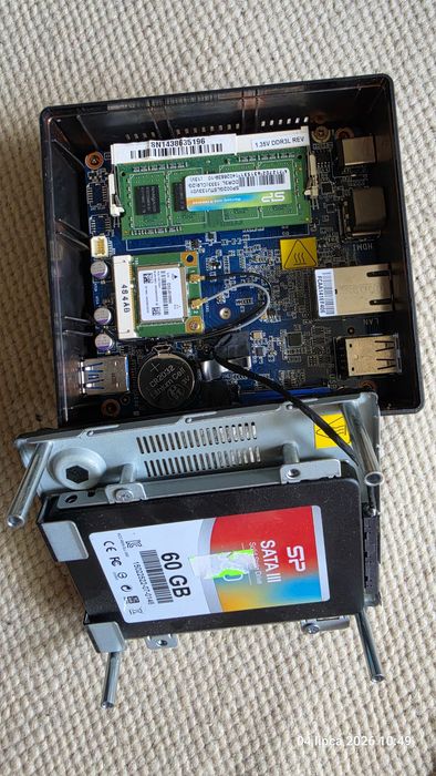Mini PC Gigabyte GB-BXBT-2807
