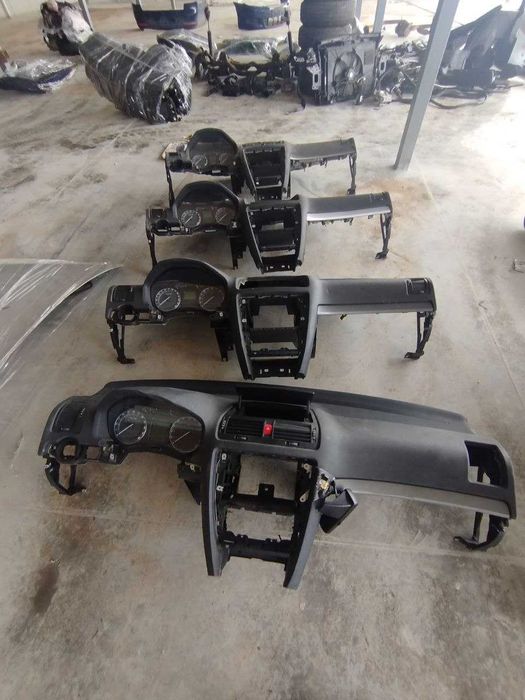 Торпеда Skoda Octavia A5 рестал Панель Шкода Октавія А5 подушк