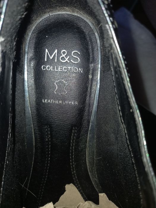 Фірмові осінні туфлі бренду M & S розмір 39,5