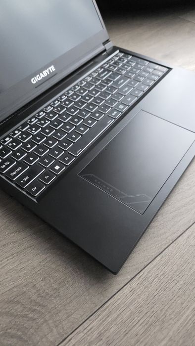 Laptop Gigabyte G6 KF2024 i7-13620H 32GB RAM 2TB SSD RTX 4060