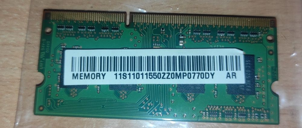 DDR3 1GB 1Rx8 PC3-8500s Оперативка для ноутбука Samsung