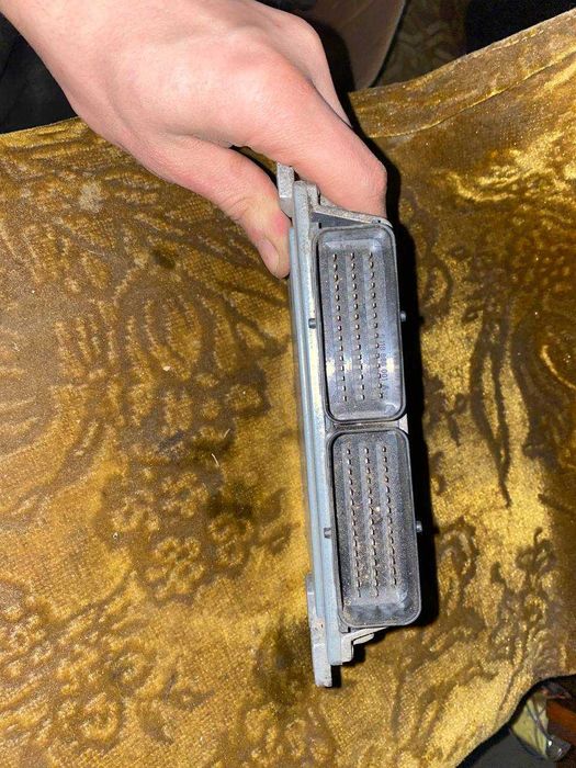 ЭБУ Renault Sandero / Fluence 1.4 8V 2007-2013 S110140025