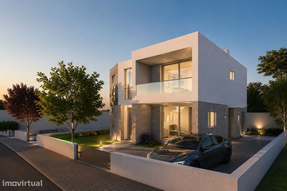Plot of Land with Approved Project for a 4-Bedroom Detached Villa | São Domingos de Rana