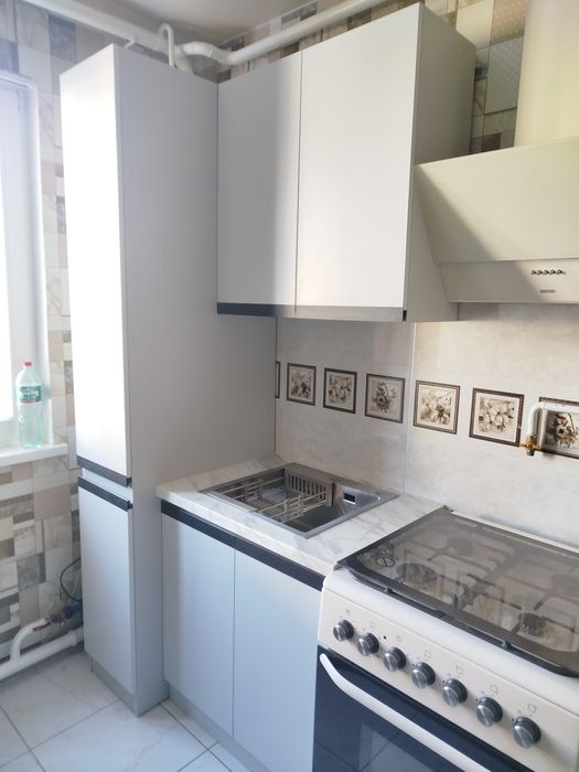 Продам кухню фасад МДФ крашений