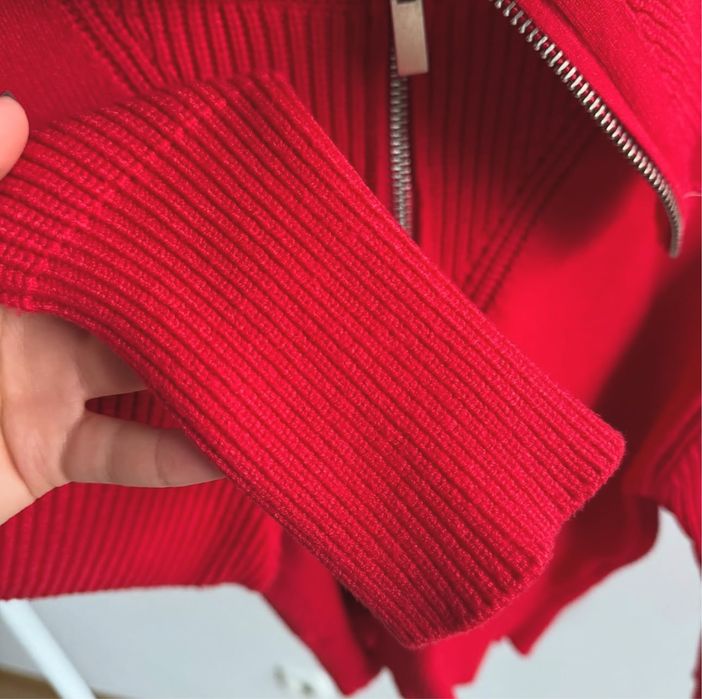 Светр зара хс/с.