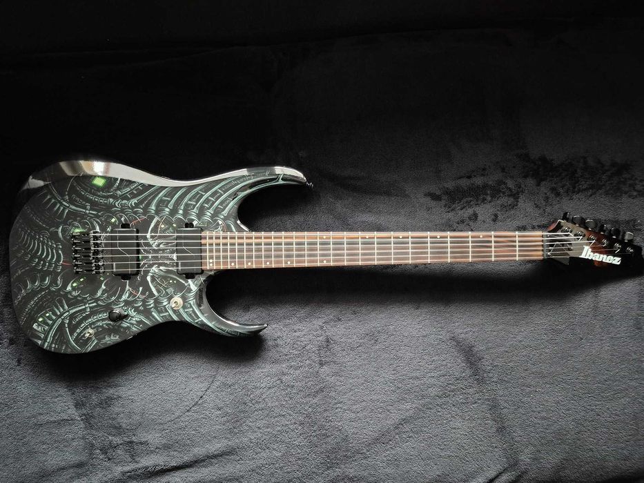 Ibanez RG RGD 61 ALA - baryton, Fishman Fluence Modern, grafika Alien