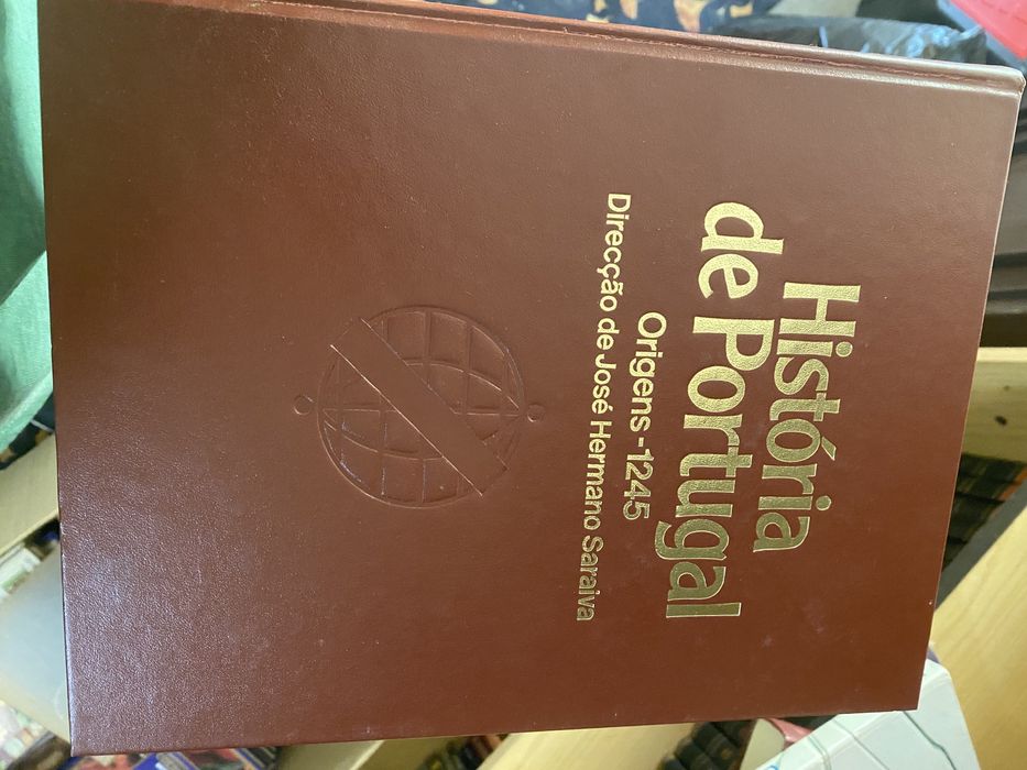 Conjunto de livros “ História de Portugal “
