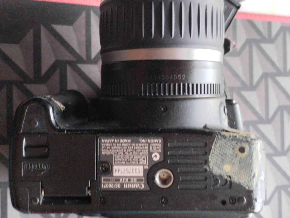 Canon EOS 350D a necessitar de manutenção/reparação