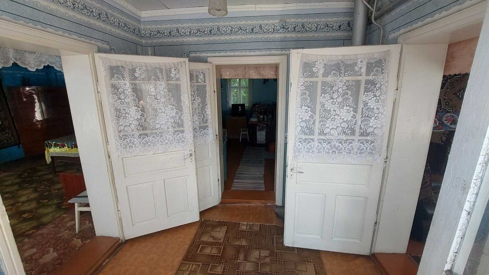 Пропонуємо до продажу будинок у затишному селі Борівці на вулиці Шевченка 6.
