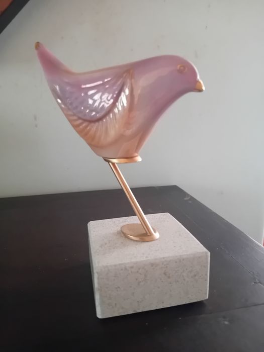 Estatueta pássaro