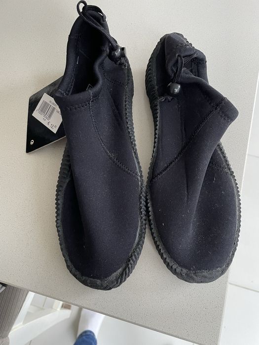 Aquashoes Deeply novos