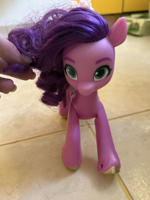 My little pony  петалс співає