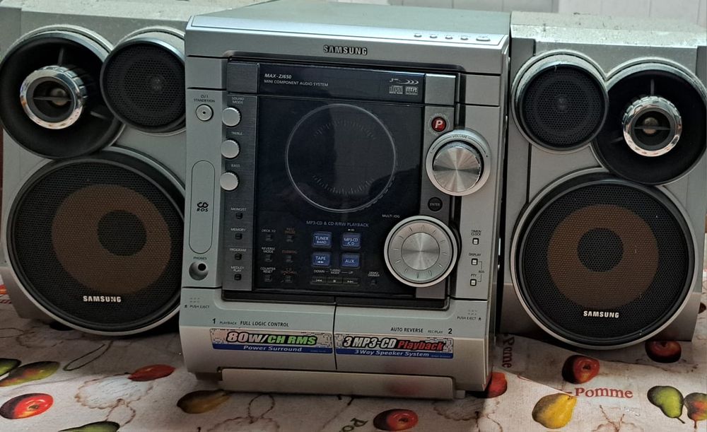 Aparelho de Som Samsung , 3 discos , CD + 2 Colunas
