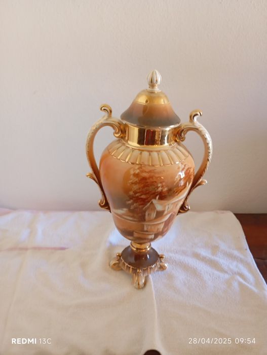 Pote decorativo antigo