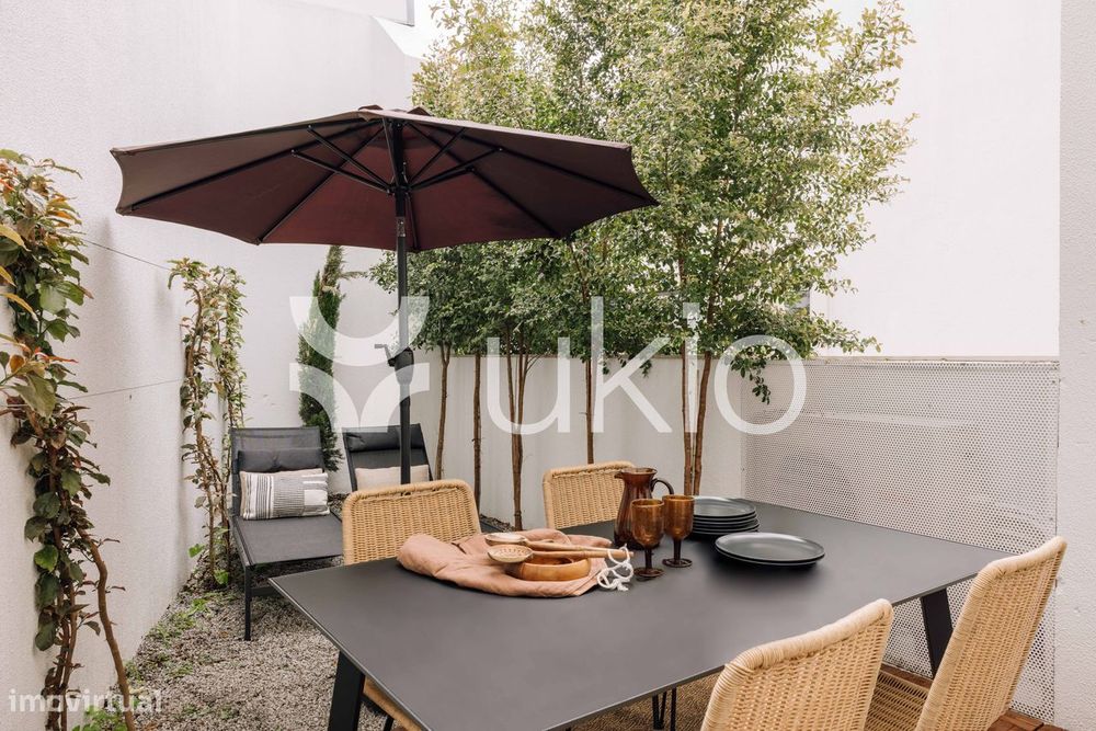 Apartamento T2 com terraço em Santa Isabel