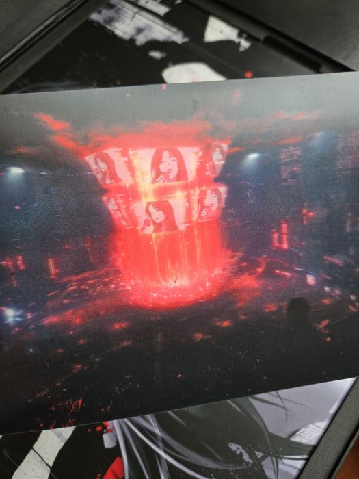 Скляний килимок Glsswrks Hana (Limited Edition)