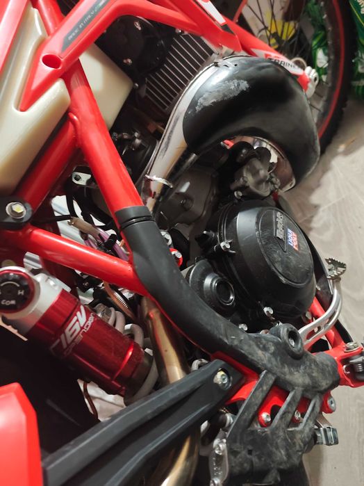 Beta 300 Xtrail Como Nova poucas Horas