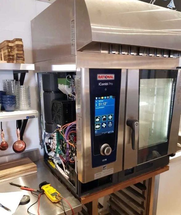 Ремонт ресторанного обладнання. Ремонт кавомашин, Пароконвектоматов.